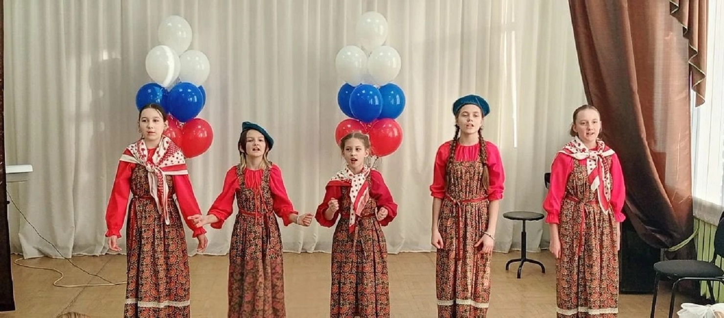 Душевный концерт "Честь имею" в Детской школе искусств Иссинского района