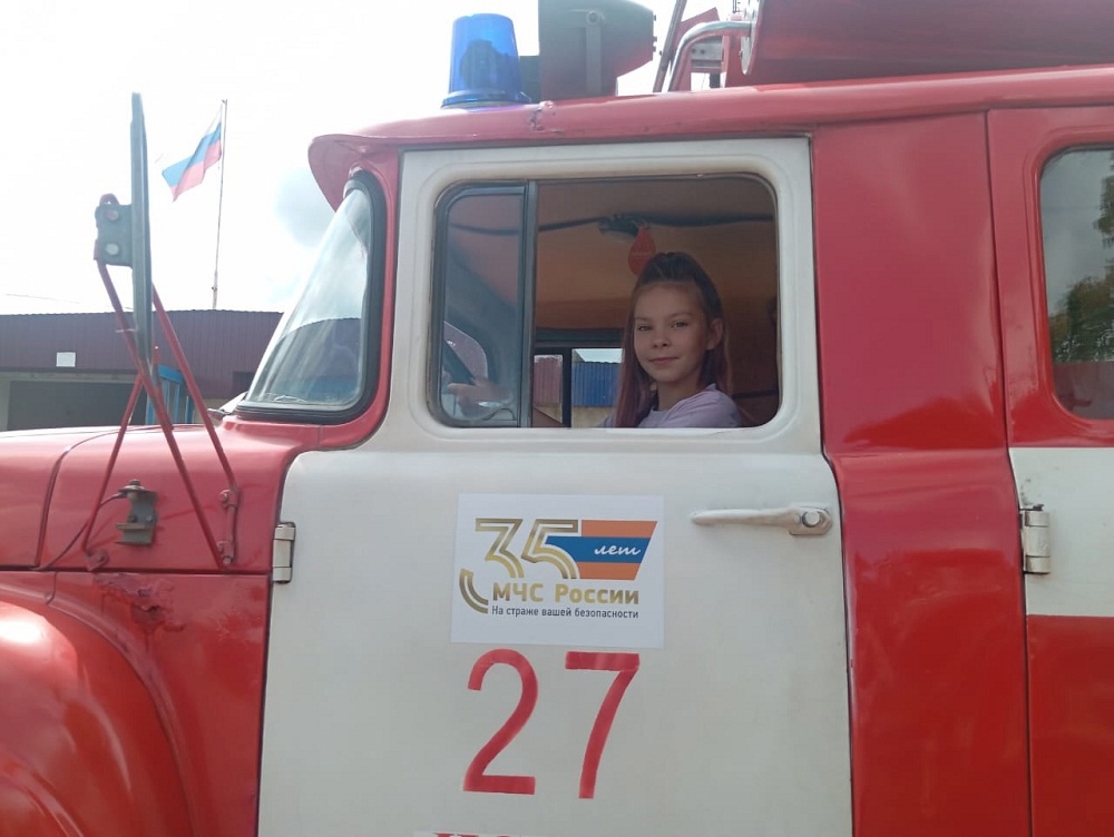 В пожарно-спасательной части № 27 1 ПСО ФПС ГПС ГУ МЧС России по Пензенской области была проведена экскурсия для группы детского оздоровительного лагеря «Романтик» В пожарно-спасательной части № 27 1 ПСО ФПС ГПС ГУ МЧС России по Пензенской области была проведена экскурсия для группы детского оздоровительного лагеря «Романтик»