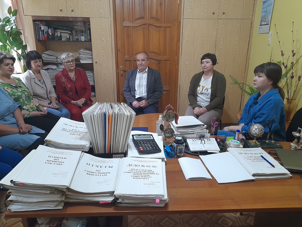 Депутат Собрания представителей Иссинского района Пензенской области Александр Антонов провел встречу с населением Депутат Собрания представителей Иссинского района Пензенской области Александр Антонов провел встречу с населением