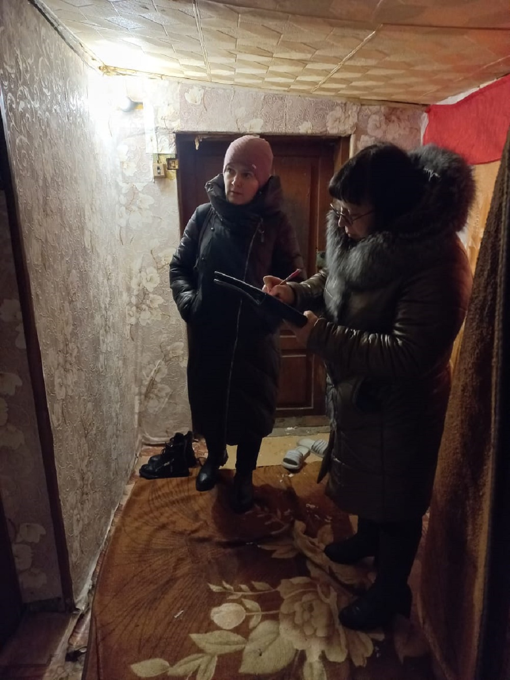 На территории Иссинского района проведен межведомственный профилактический рейд по семьям «группы риска» На территории Иссинского района проведен межведомственный профилактический рейд по семьям «группы риска»