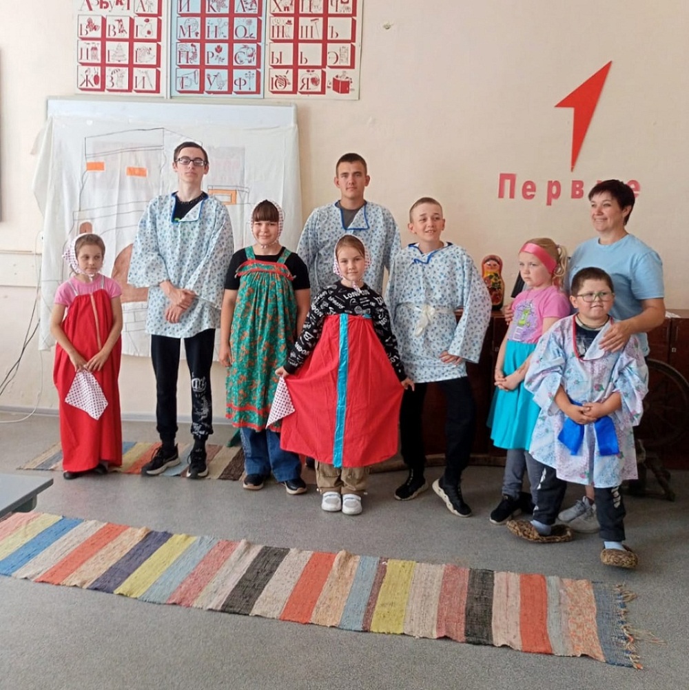 ДЕНЬ ИСТОРИИ И ТРАДИЦИЙ РОДНОГО КРАЯ ДЕНЬ ИСТОРИИ И ТРАДИЦИЙ РОДНОГО КРАЯ