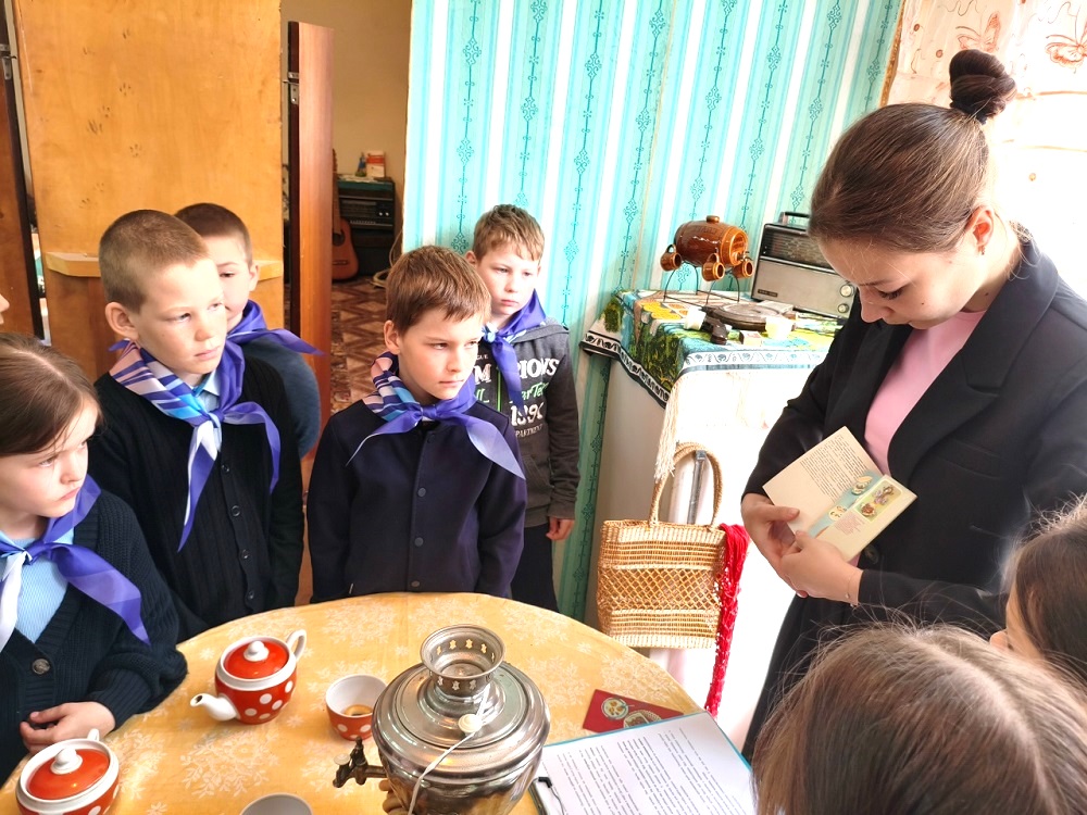 Путешествие в прошлое: второклассники отметили Международный день музеев