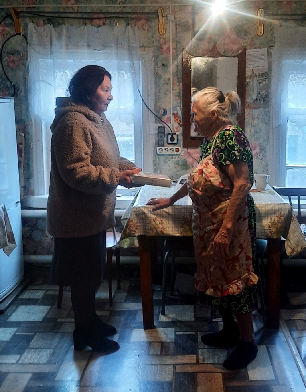 Свой 95-летний юбилей встретила жительница с. Александровка, находящаяся на социальном обслуживании в КЦСОн Иссинского района Свой 95-летний юбилей встретила жительница с. Александровка, находящаяся на социальном обслуживании в КЦСОн Иссинского района
