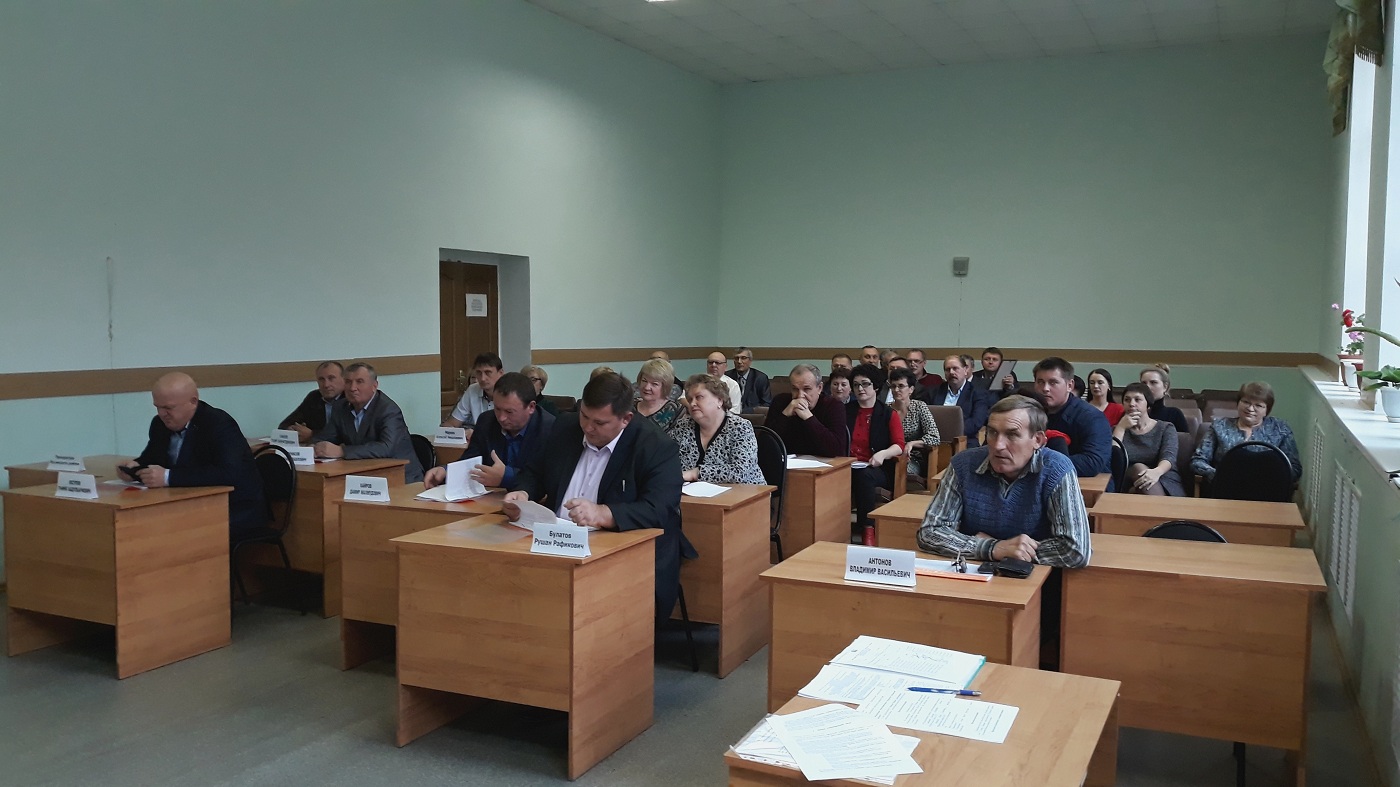В Иссинском районе прошла очередная сессия Собрания представителей В Иссинском районе прошла очередная сессия Собрания представителей