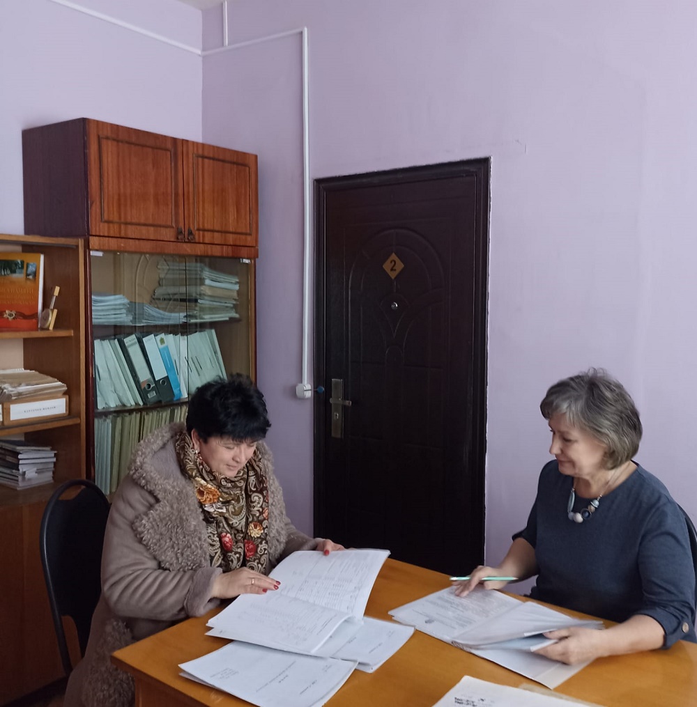 Комплектование архива  Иссинского района продолжается