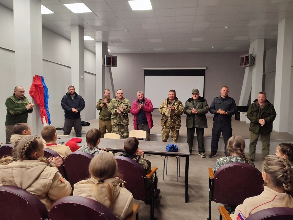 Классная встреча "Диалоги с Героями"