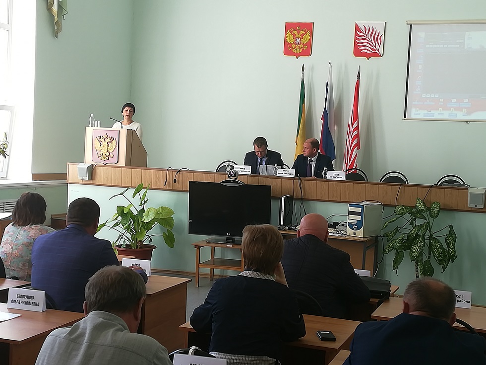 В Иссинском районе прошла очередная сессия Собрания представителей Иссинского района В Иссинском районе прошла очередная сессия Собрания представителей Иссинского района