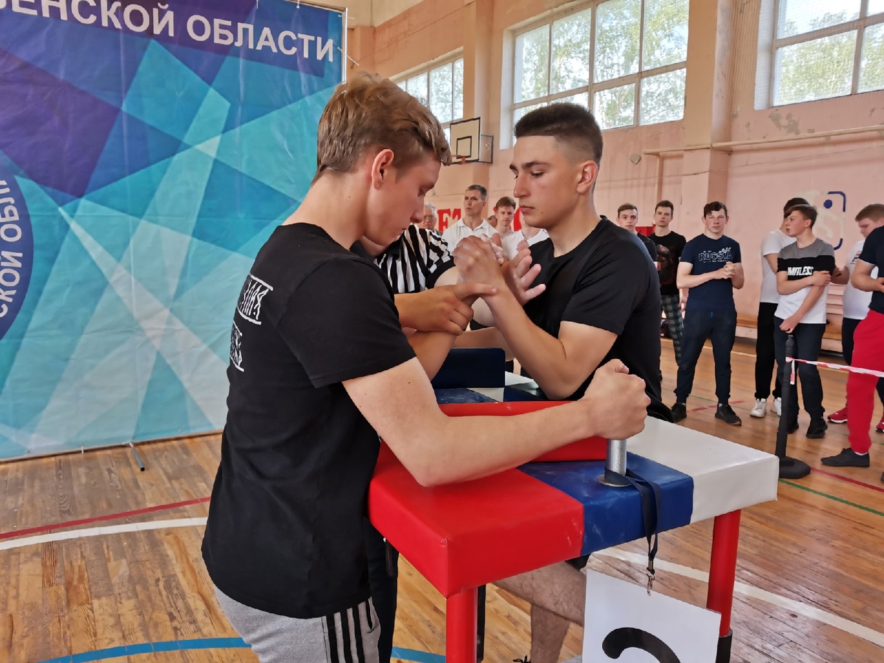 В р.п. Исса прошел межрегиональный турнир по армрестлингу В р.п. Исса прошел межрегиональный турнир по армрестлингу