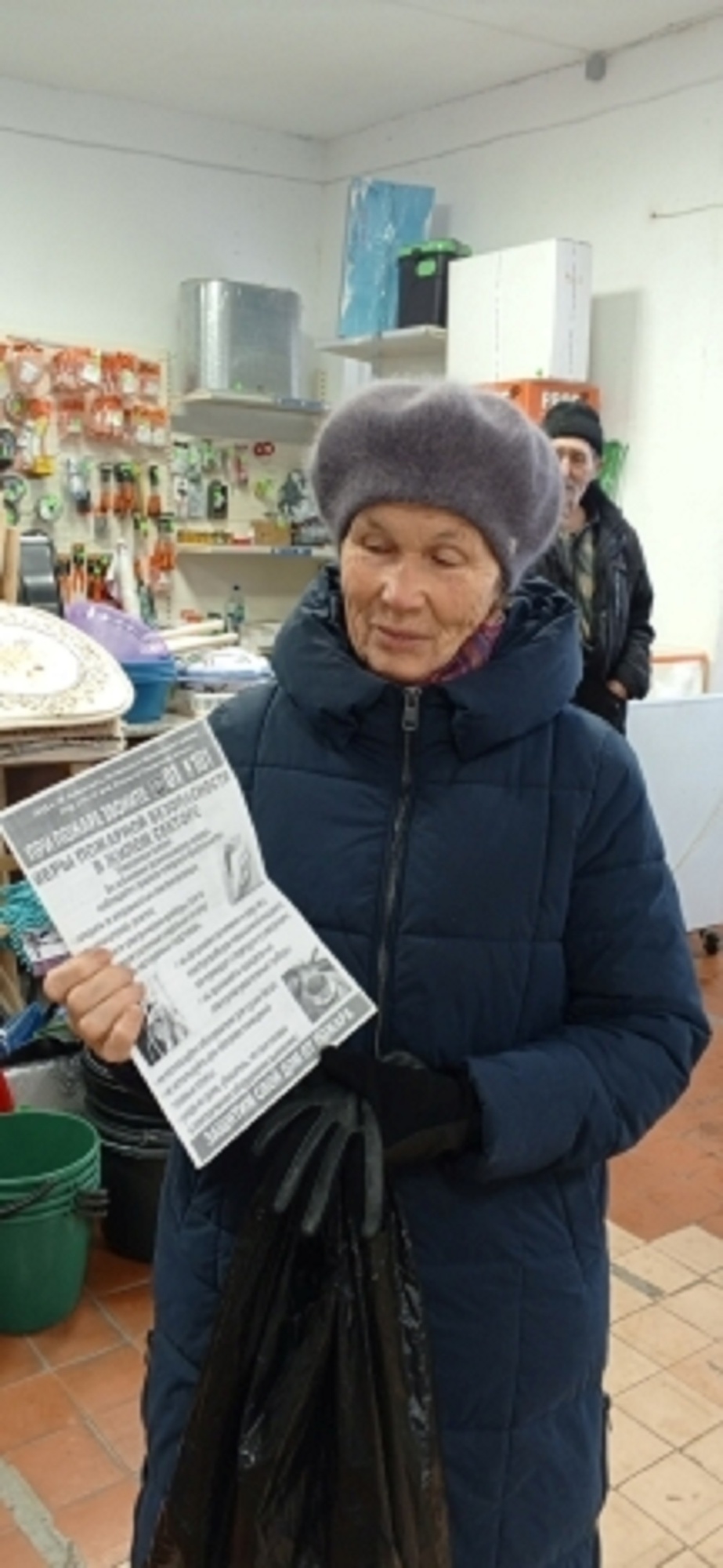 Профилактические рейды по частному жилому сектору и водным объектам населенных пунктов Иссинского района