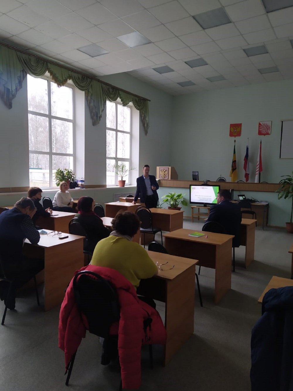 Представители Министерства сельского хозяйства Пензенской области провели консультацию для сельхозпроизводителей района
