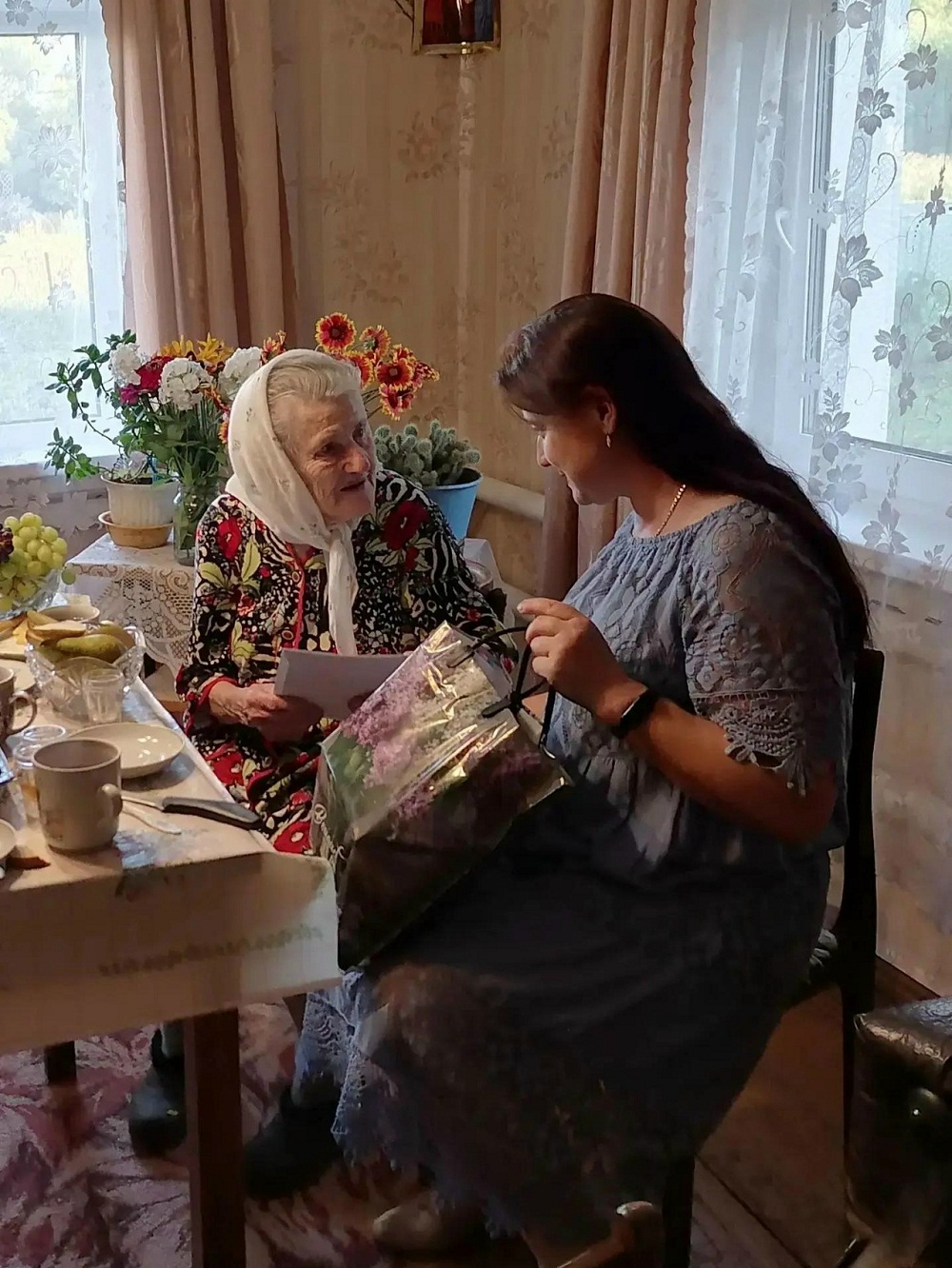 97 лет жизненного пути: в Иссе поздравили Прасковью Кузьминичну Недопекину 97 лет жизненного пути: в Иссе поздравили Прасковью Кузьминичну Недопекину