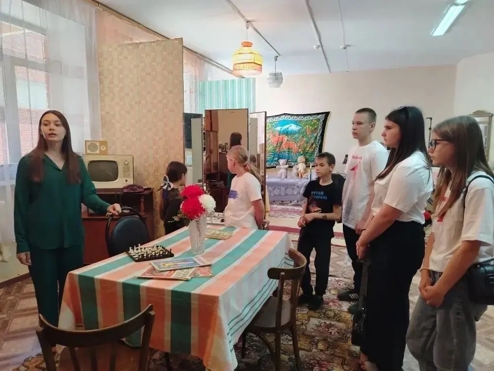 Увлекательная экскурсия в Музее советского быта МБОУ «Лицей р.п. Исса имени Н.Н. Гаврилова» Увлекательная экскурсия в Музее советского быта МБОУ «Лицей р.п. Исса имени Н.Н. Гаврилова»