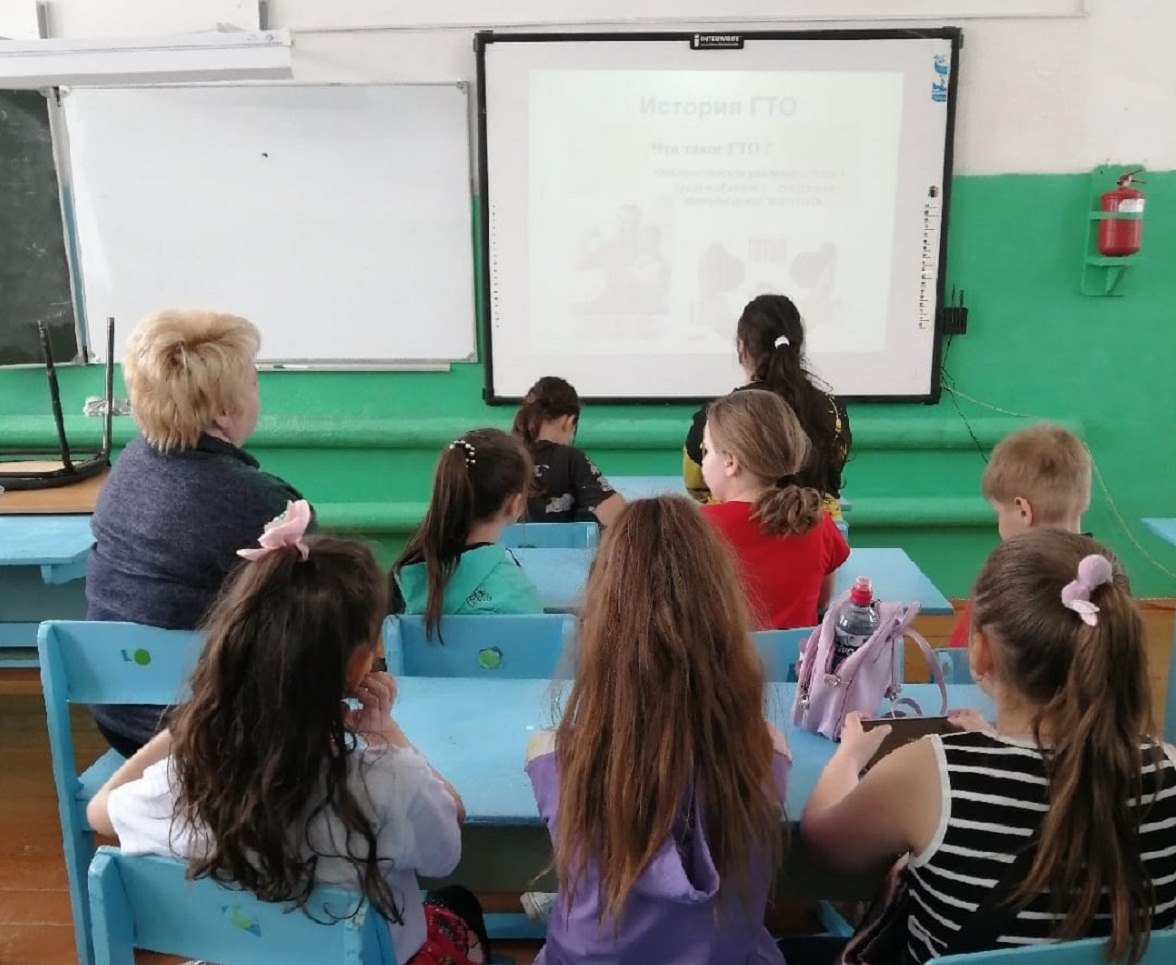  Булычевские школьники посетили "Урок ГТО"