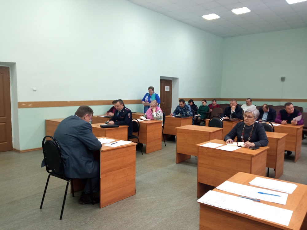 В Иссинском районе состоялось заседание антинаркотической комиссии