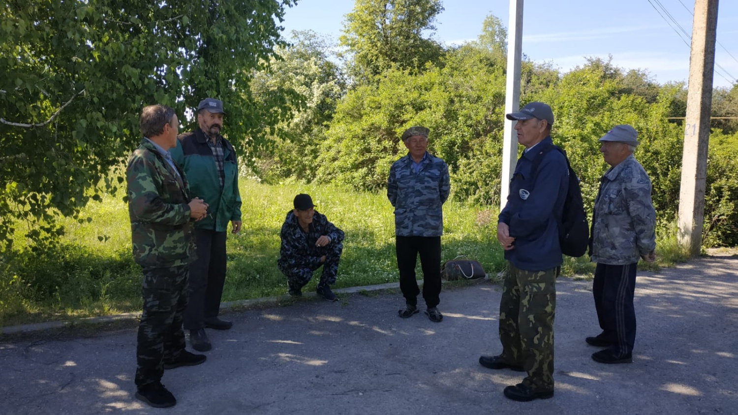 Депутат Собрания представителей Иссинского района Пензенской области Владимир Антонов встретился с населением Депутат Собрания представителей Иссинского района Пензенской области Владимир Антонов встретился с населением