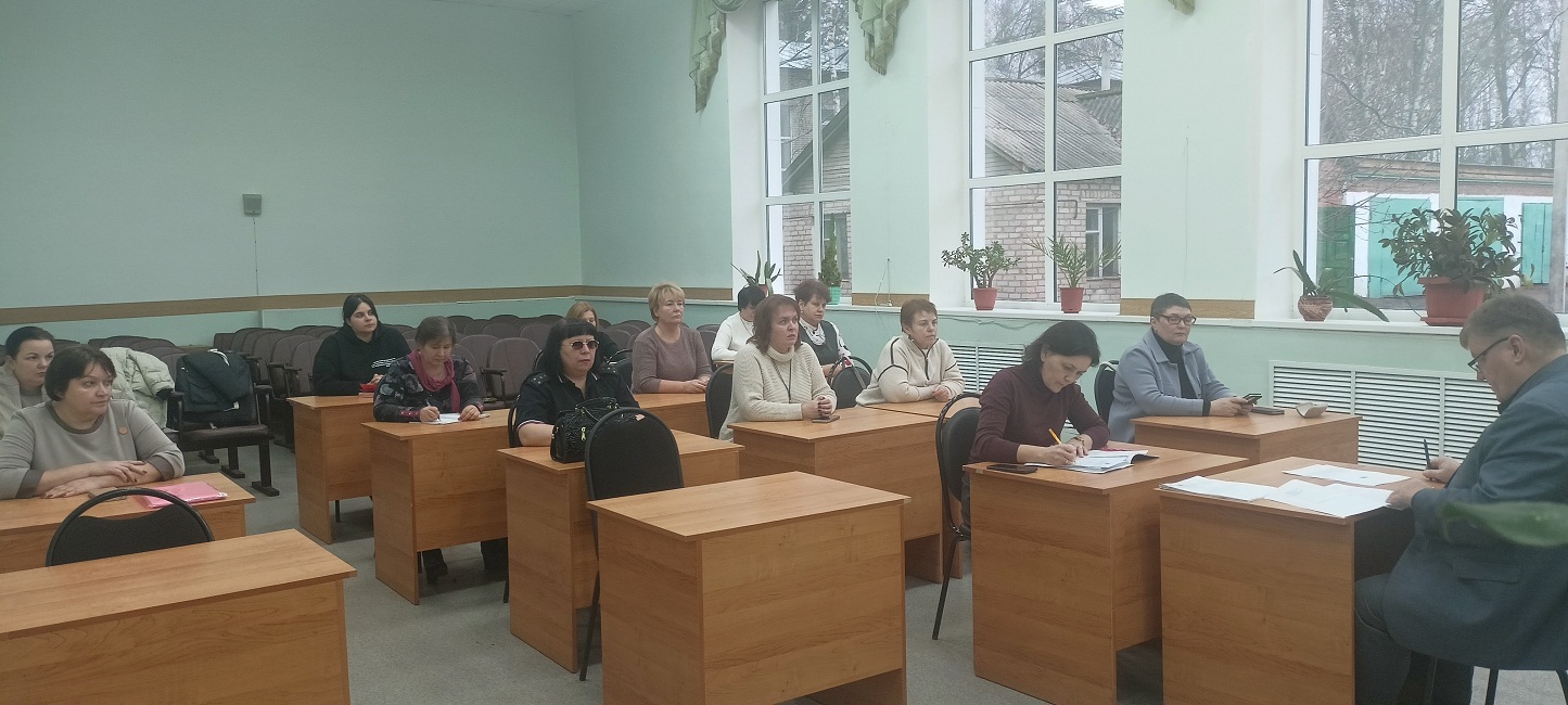 Состоялось заседание комиссии по делам несовершеннолетних и защите их прав