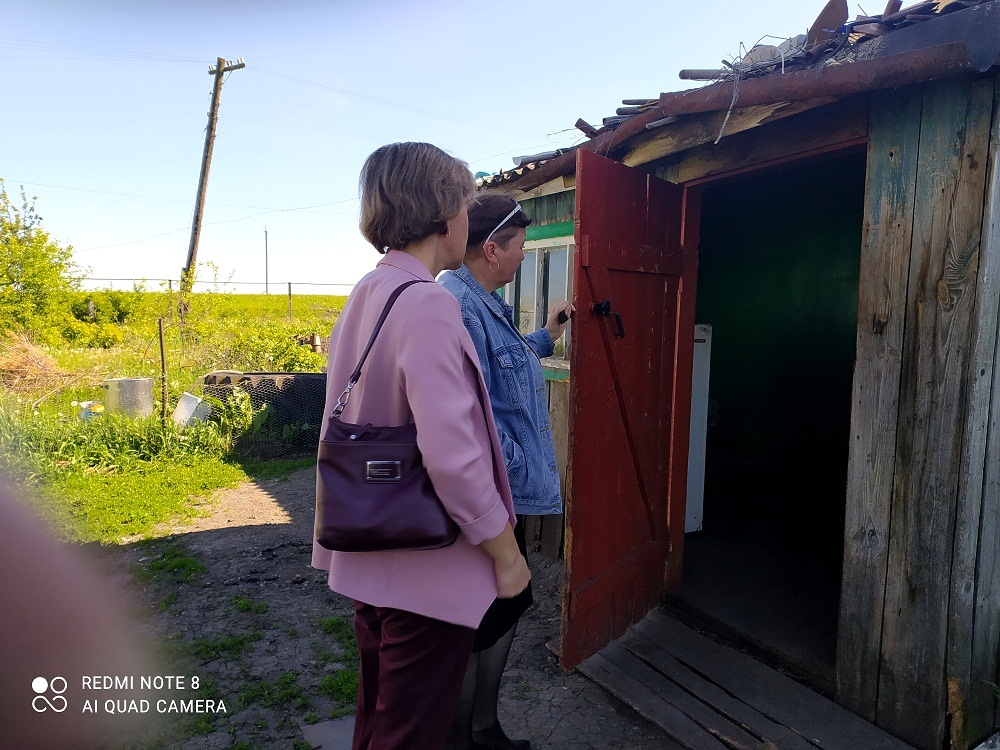 На территории Иссинского района проведен межведомственный профилактический рейд по семьям «группы риска»