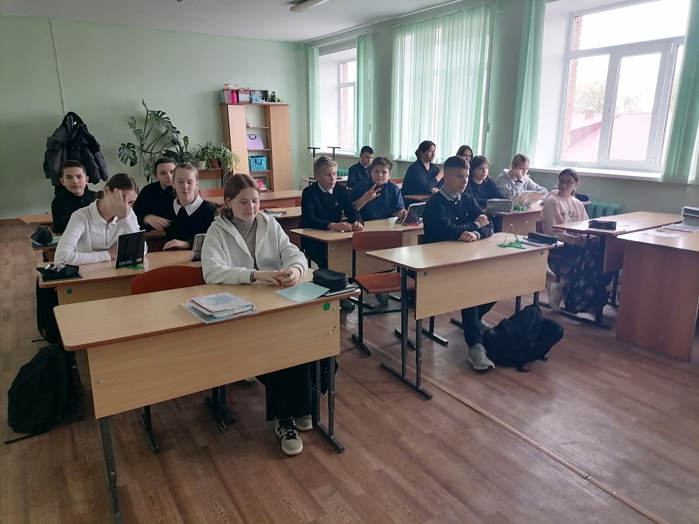 Беседа по профориентации с учащимися Лицея Беседа по профориентации с учащимися Лицея