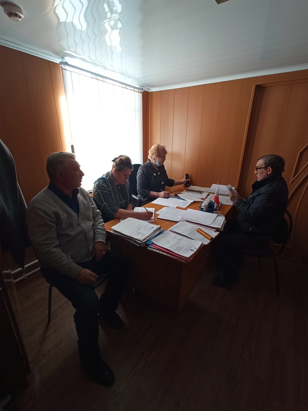 На территории Каменно-Бродского сельсовета Иссинского района состоялось выездное заседание межведомственной комиссии по налогам и сборам На территории Каменно-Бродского сельсовета Иссинского района состоялось выездное заседание межведомственной комиссии по налогам и сборам