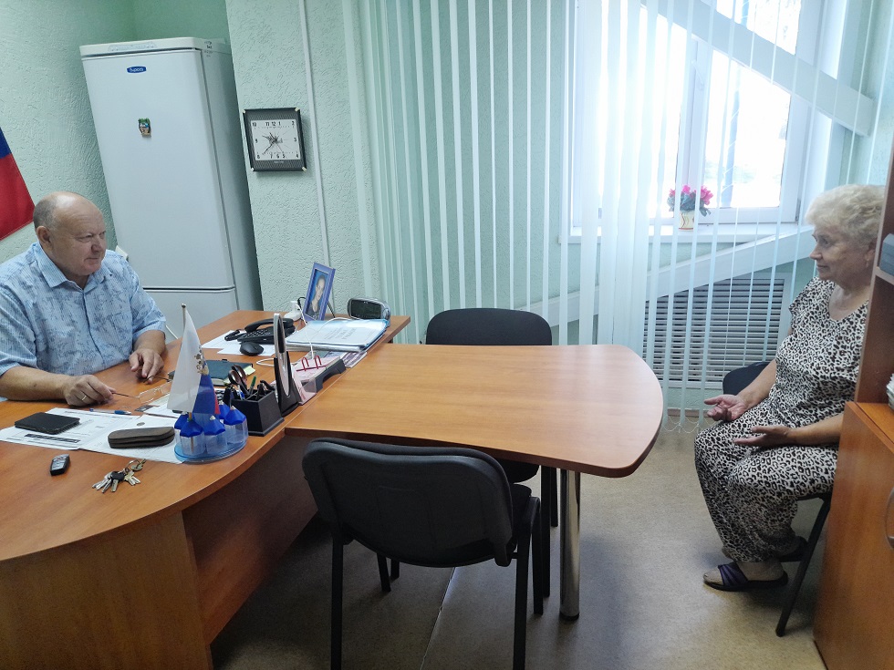 Депутат Собрания представителей Иссинского района Пензенской области Владимир Кузнецов провел прием граждан 