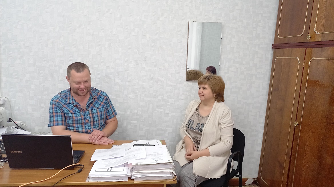 Депутат Собрания представителей Иссинского района Пензенской области Владимир Денисов провел прием населения