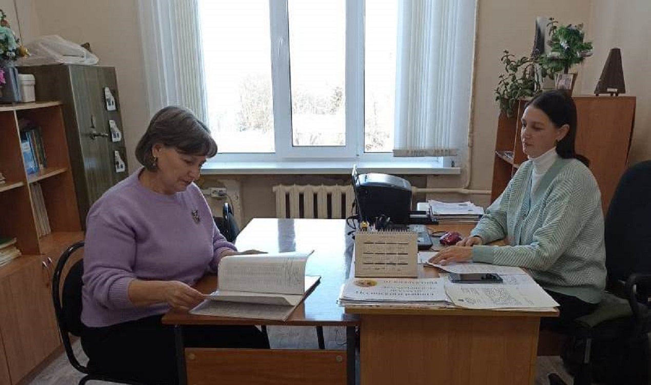 Оказание методической помощи организациям-источникам комплектования сектора по делам архива администрации Иссинского района Пензенской области
