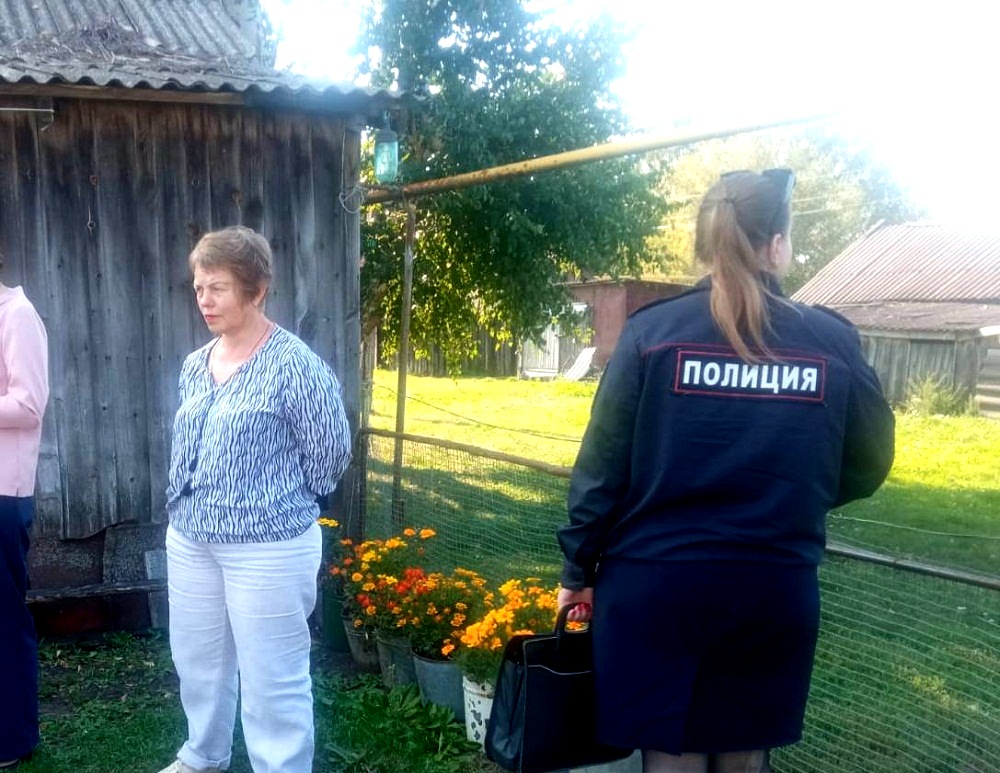 На территории Иссинского района проведен межведомственный профилактический рейд по семьям «группы риска»