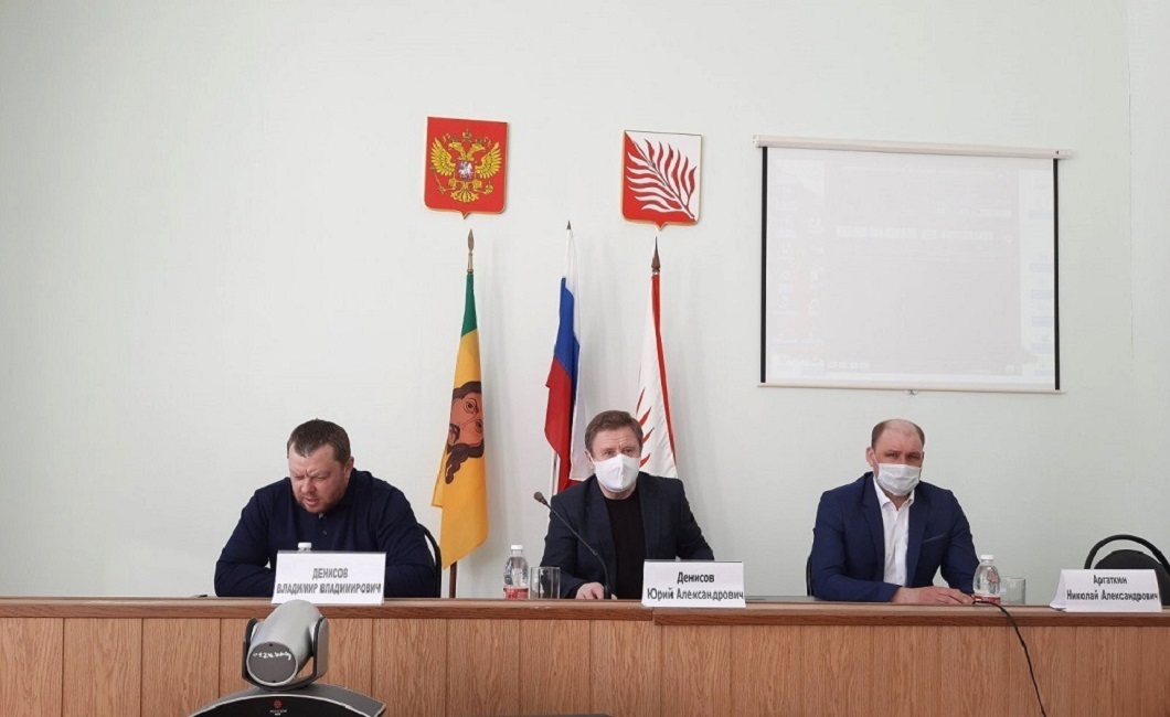 В Иссинском районе прошла очередная сессия Собрания представителей