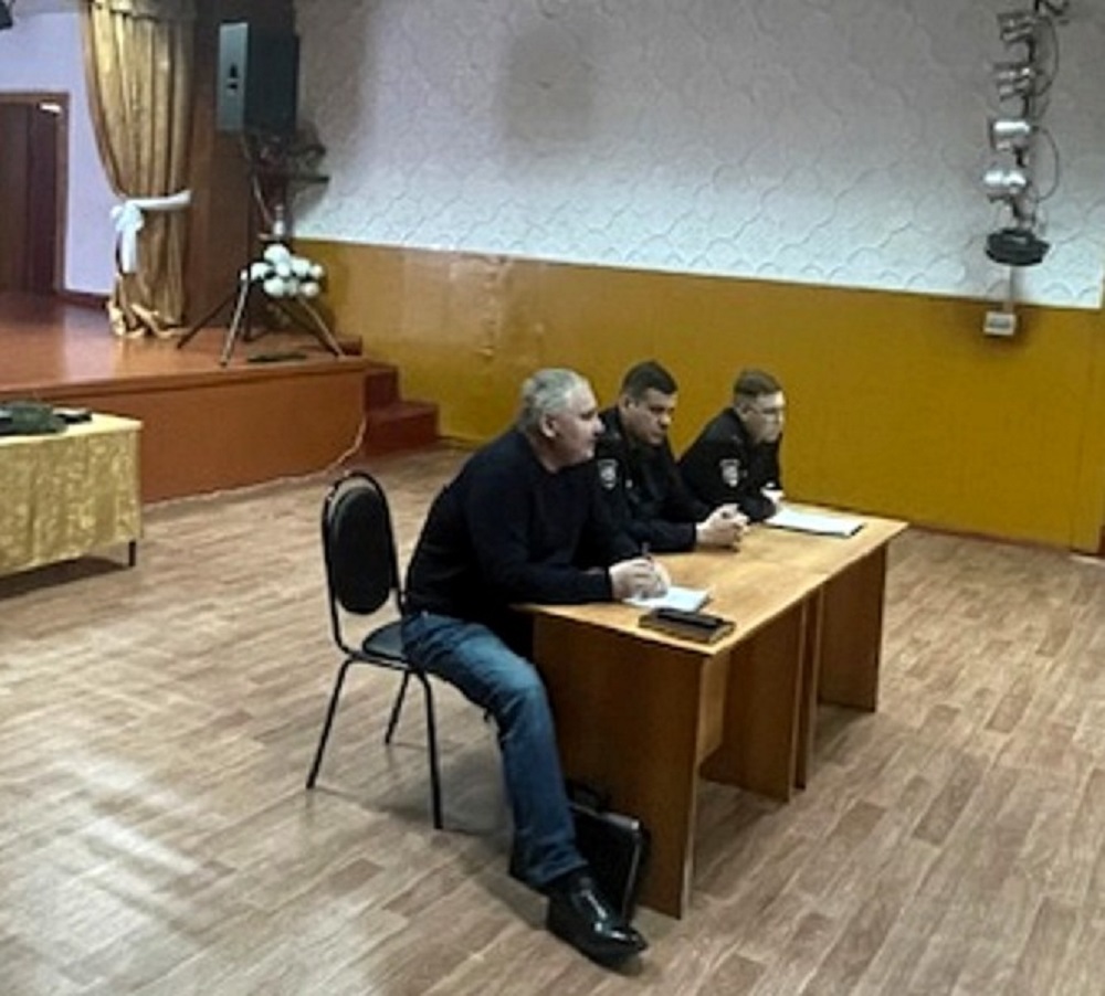 В здании СДК с. Соловцово Иссинского района Пензенской области прошло заседание  совета общественности по профилактике правонарушений