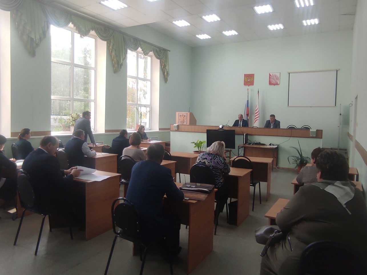 Глава администрации Иссинского района Николай Аргаткин провел заседание межведомственной комиссии по профилактике правонарушений Глава администрации Иссинского района Николай Аргаткин провел заседание межведомственной комиссии по профилактике правонарушений