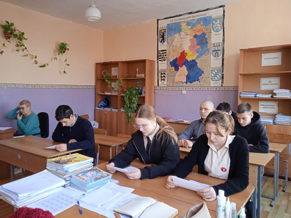 В рамках межведомственной комплексной оперативно-профилактической операции "Дети России 2023" в школе села Соловцово прошли профилактические мероприятия