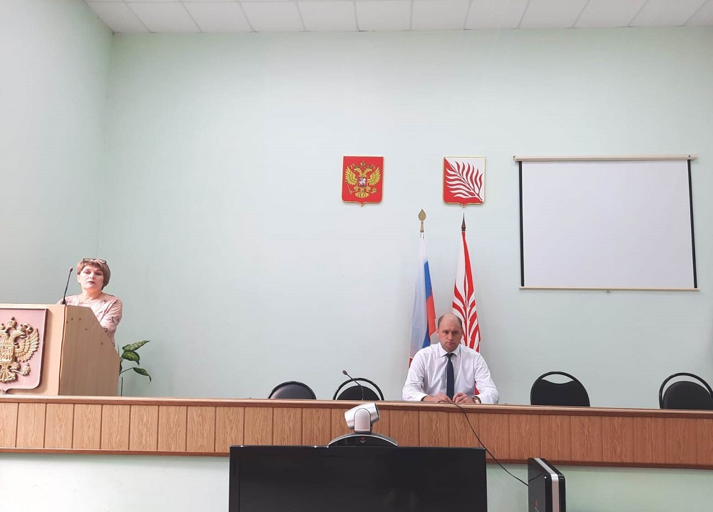       В администрации Иссинского района проведено заседание антитеррористической комиссии