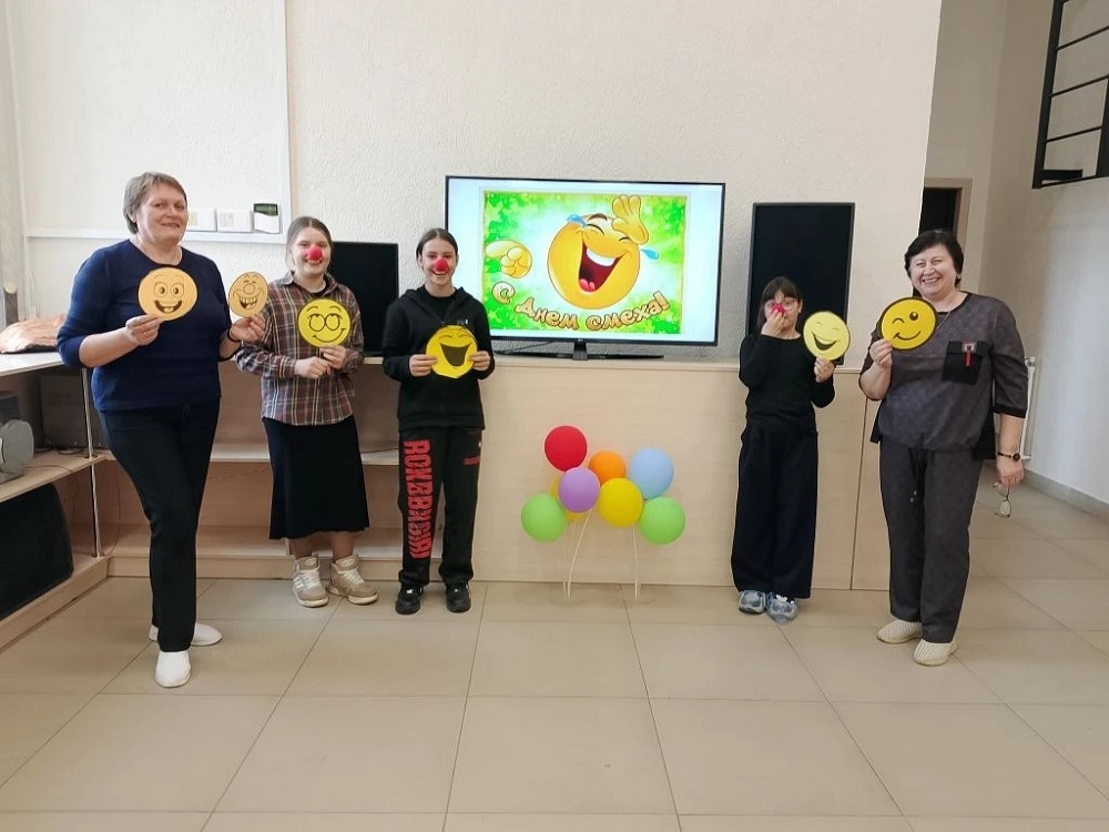 Шутка-минутка «Давай, пошутим!» в сельском Доме культуры села Каменный Брод