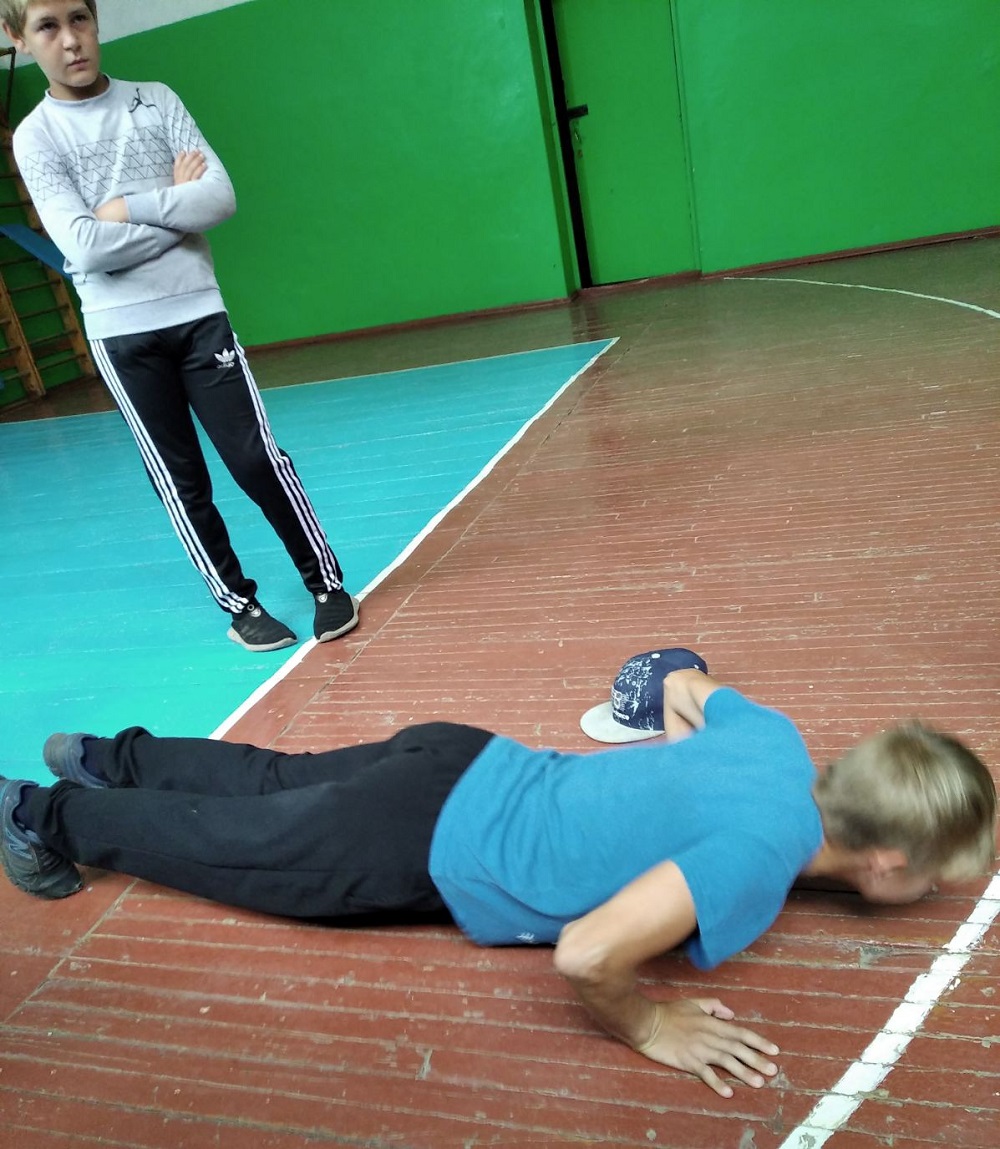 В рамках акции "Сурский край - без наркотиков" в лагере "Карусель" состоялись силовые соревнования В рамках акции "Сурский край - без наркотиков" в лагере "Карусель" состоялись силовые соревнования