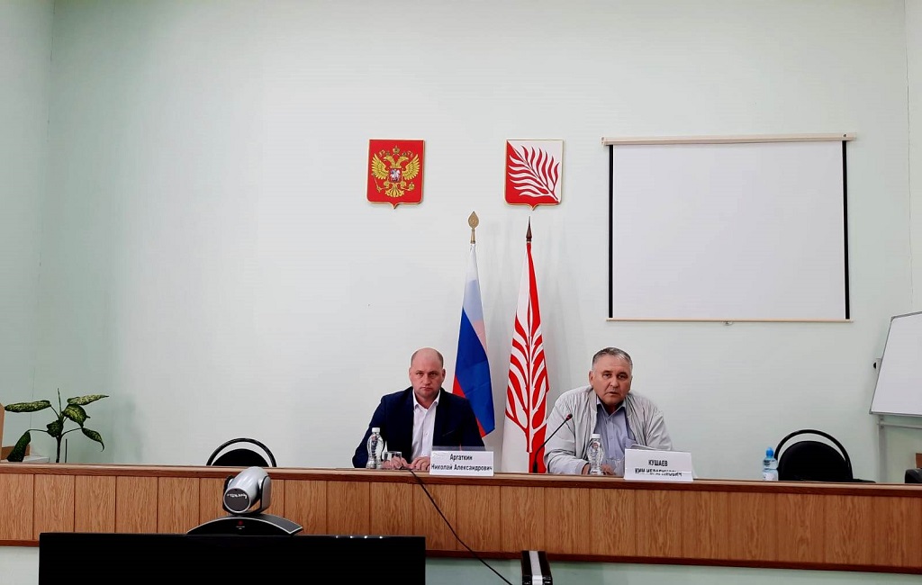 В Иссинском районе прошла сессия Собрания представителей
