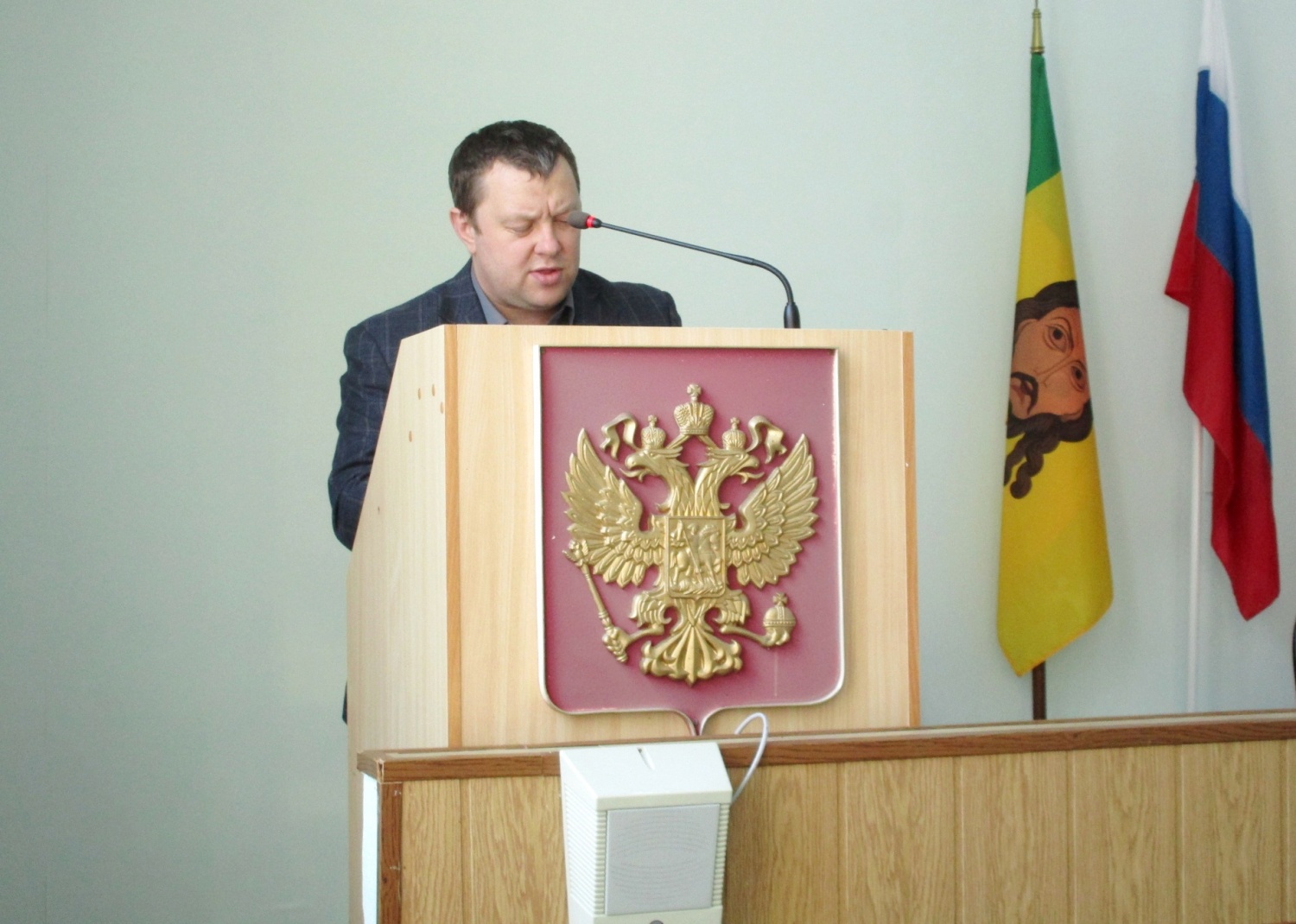Глава Иссинского района отчитался о проделанной работе за 2017 год