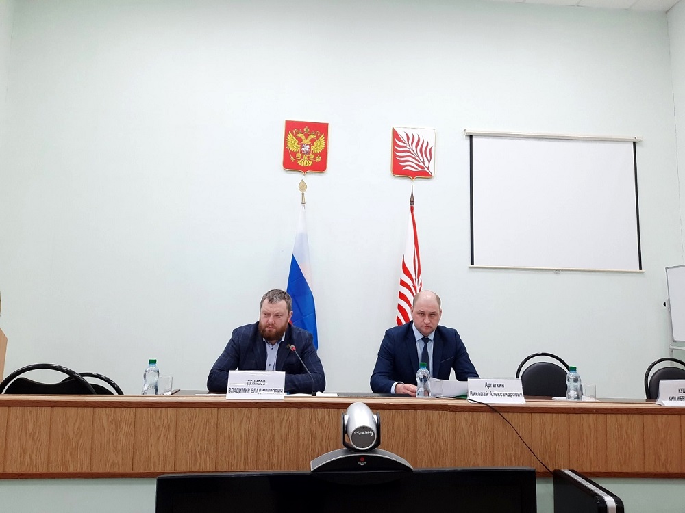 В Иссинском районе прошла очередная сессия Собрания представителей