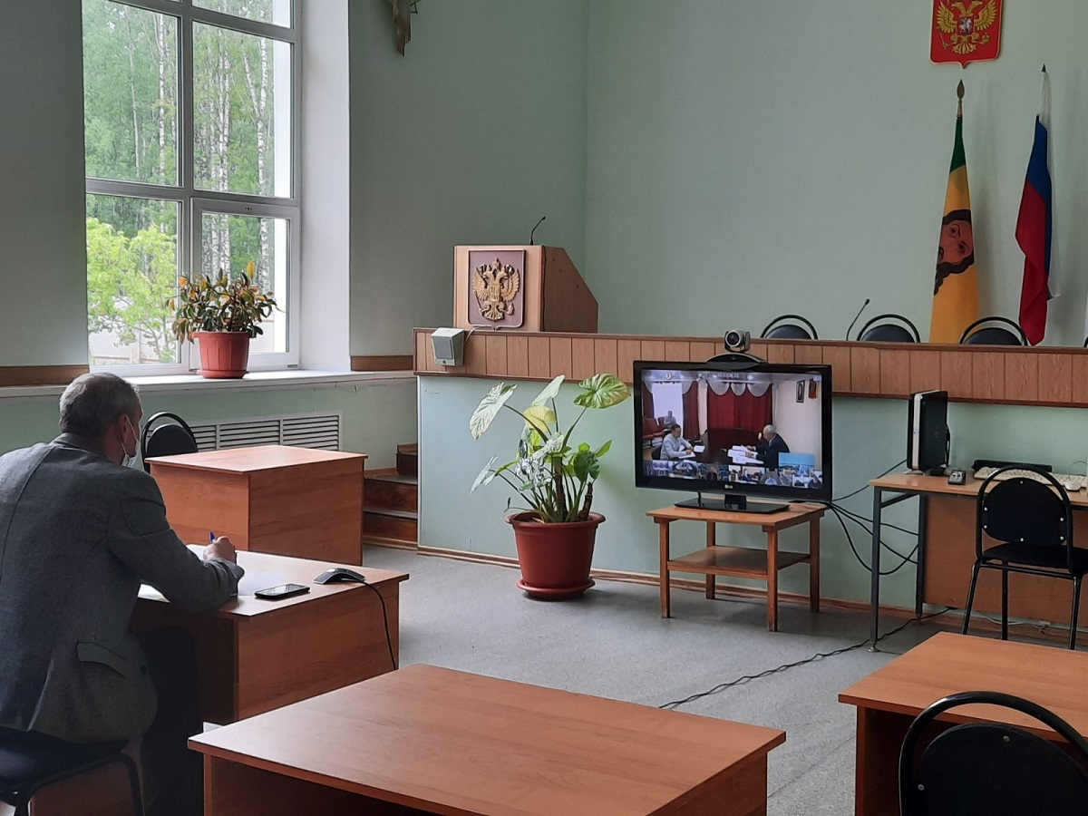 Иссинский район принял участие в совещании в режиме ВКС Иссинский район принял участие в совещании в режиме ВКС