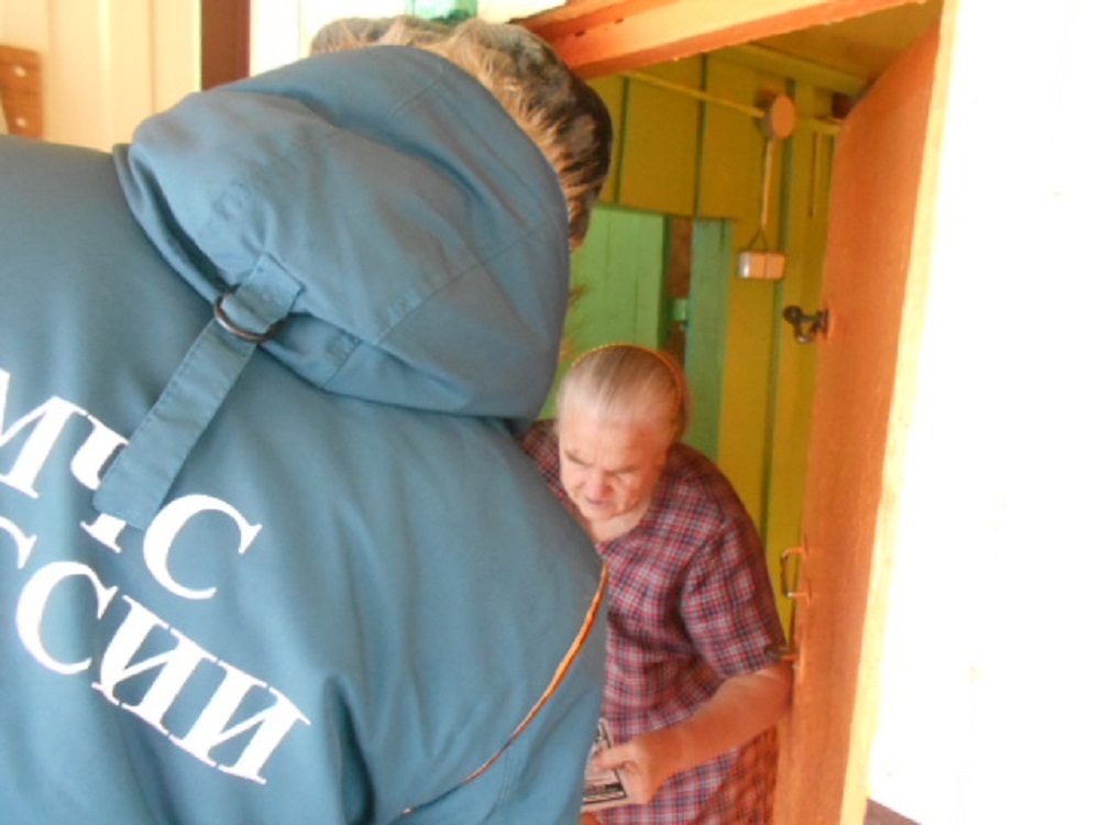 В Иссинском районе проводятся рейды по вопросам соблюдения пожарной и антитеррористической безопасности