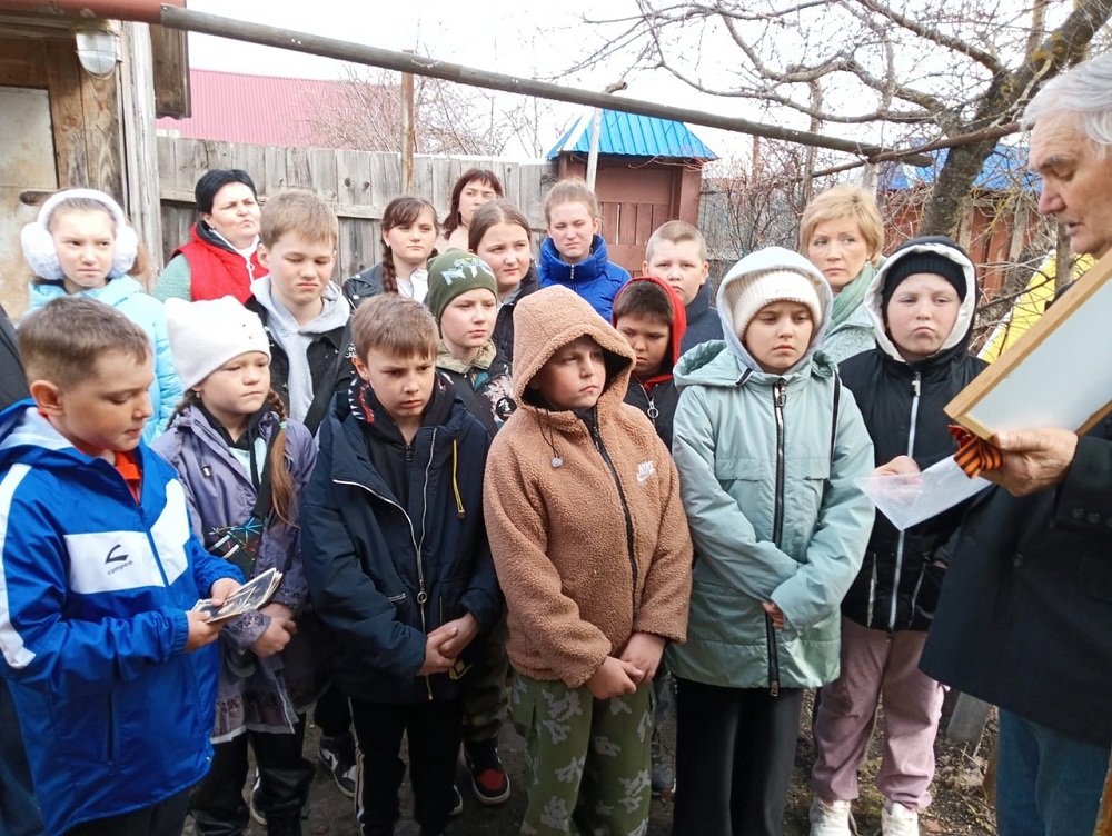 Встреча с летчиком гражданской авиации в отставке, сыном ветерана Великой Отечественной войны Зиминым Александром Сергеевичем