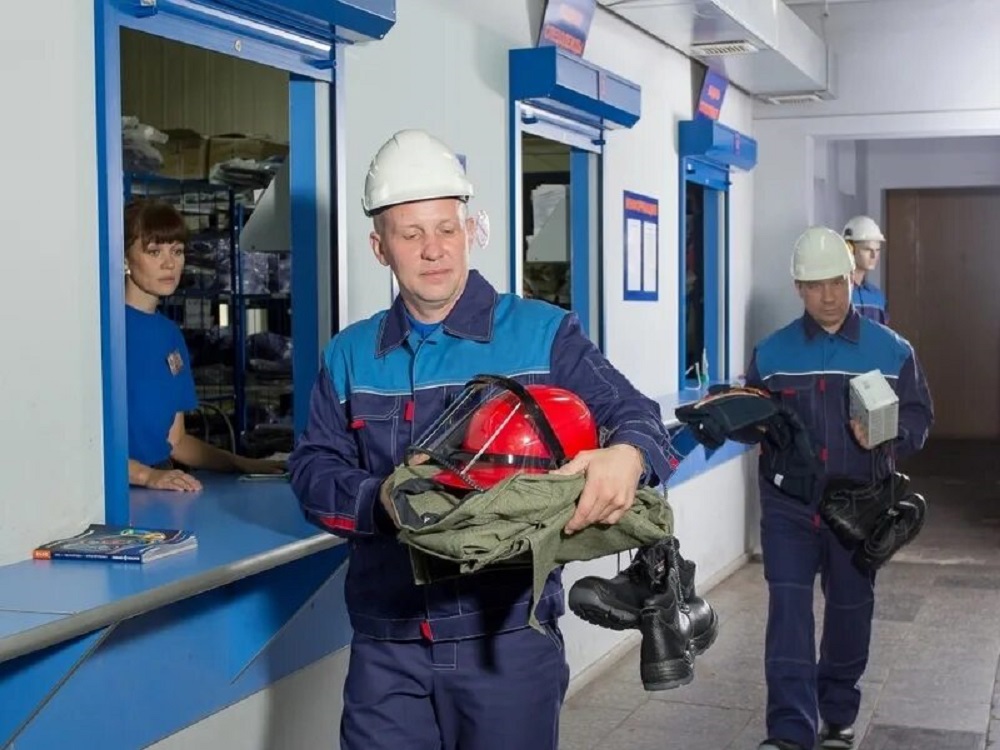Минтруд России планирует уточнить правила предоставления работникам СИЗ