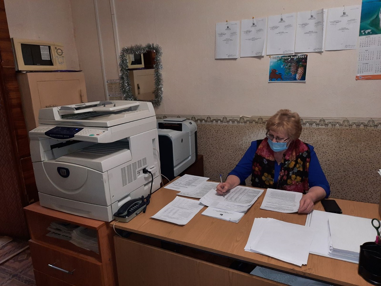 В администрации Иссинского района прошло заседание комиссии по бюджетной, налоговой и экономической политике