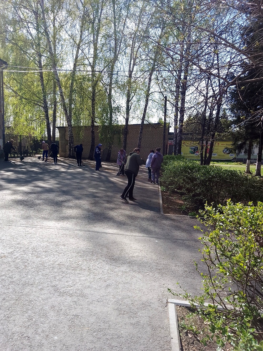 В Иссинском районе проводятся мероприятия по благоустройству территорий 