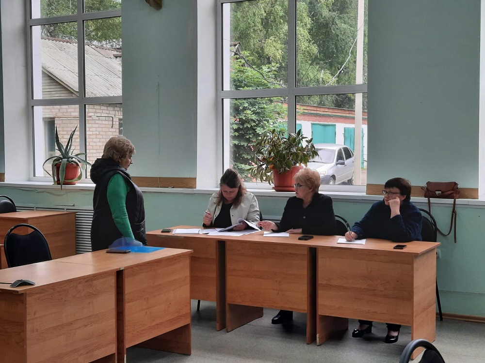 В администрации Иссинского района состоялась районная межведомственная комиссия по налогам и сборам