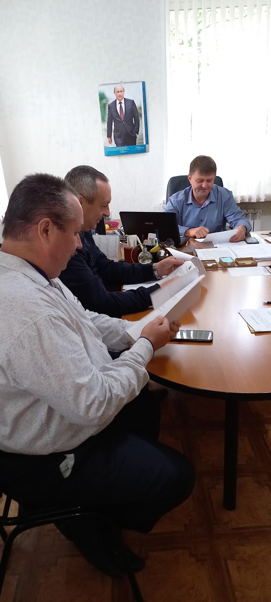 Административная комиссия  Иссинского района провела заседание