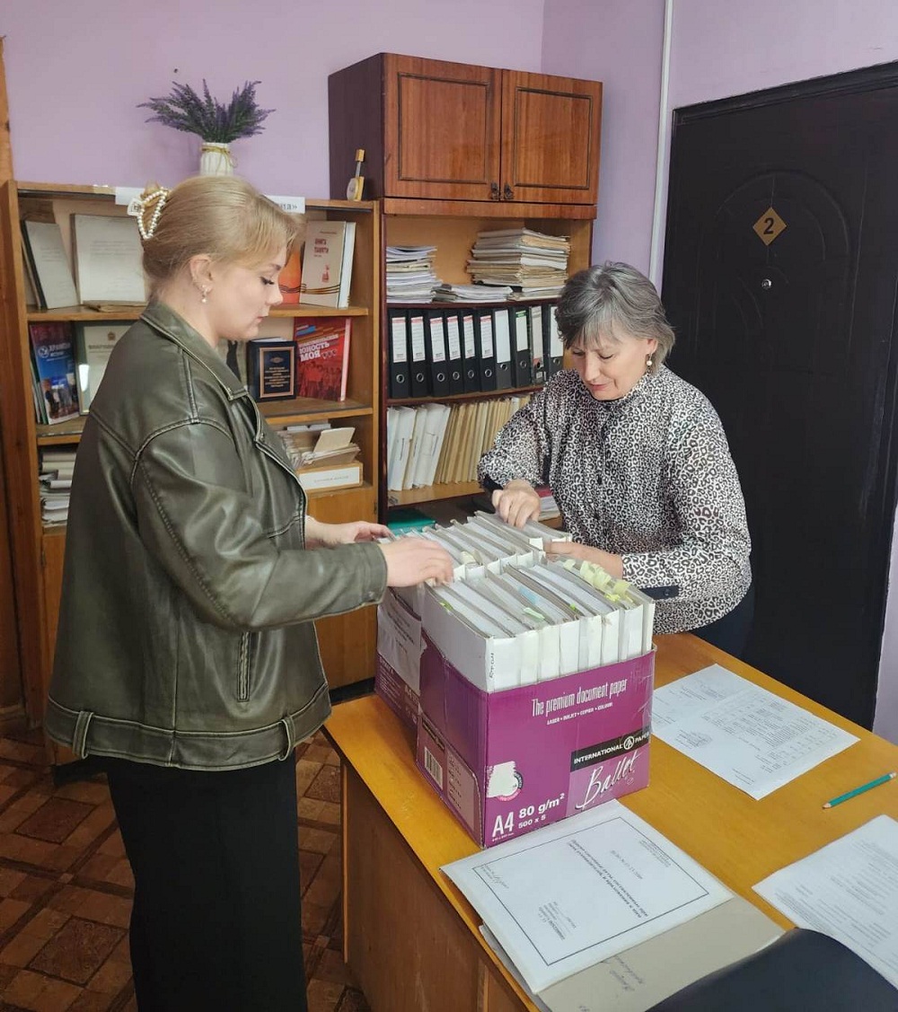 Комплектование архива Иссинского района продолжается