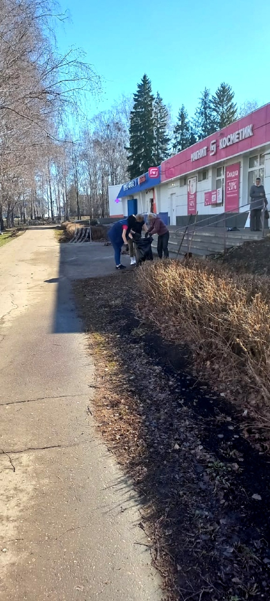 В рабочем поселке Исса Иссинского района проведен очередной рейд по благоустройству