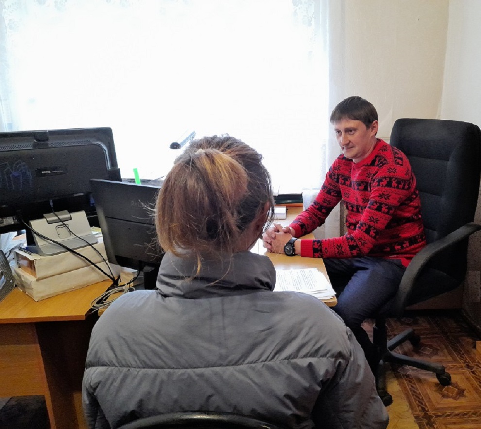 Депутат Собрания представителей Иссинского района Пензенской области Алексей Маркин провел прием населения Депутат Собрания представителей Иссинского района Пензенской области Алексей Маркин провел прием населения