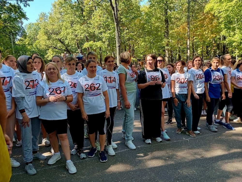 В субботу, 14 сентября 2024 года, прошел традиционный ежегодный легкоатлетический кросс среди учреждений здравоохранения и медицинских образовательных учреждений Пензенского региона В субботу, 14 сентября 2024 года, прошел традиционный ежегодный легкоатлетический кросс среди учреждений здравоохранения и медицинских образовательных учреждений Пензенского региона