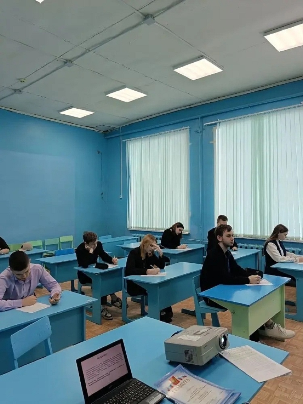 В Иссинском районе состоялся муниципальный этап интеллектуальной игры «Умники и умницы Сурского края» В Иссинском районе состоялся муниципальный этап интеллектуальной игры «Умники и умницы Сурского края»